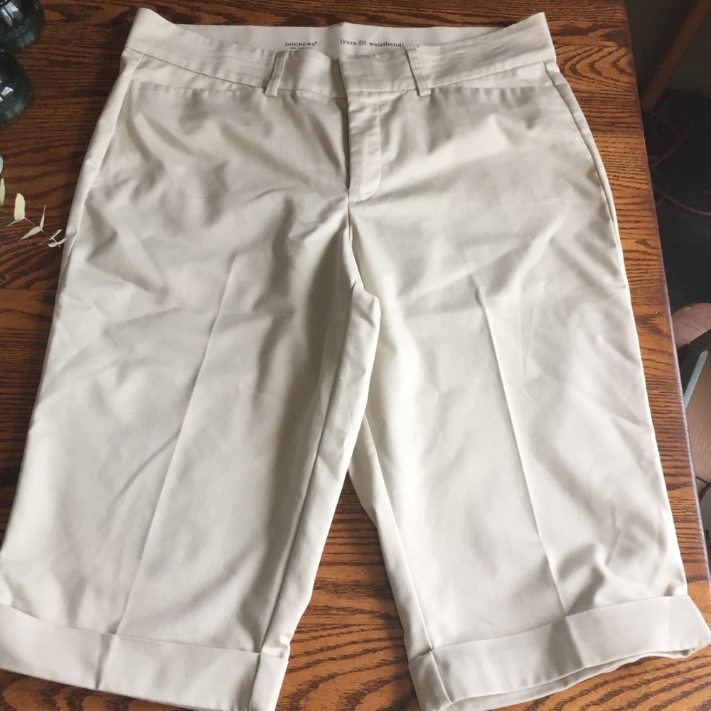 Dockers Sure Fit Capris Sz 14 A15